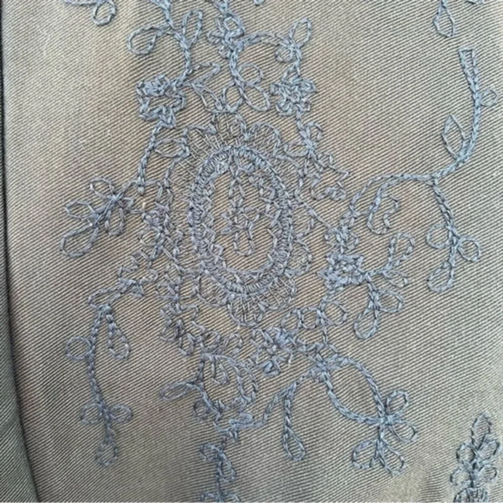 Soft‎ Surroundings Jogger Pants Womens M Embroidered Serengeti in Vintage Black - Picture 4 of 12